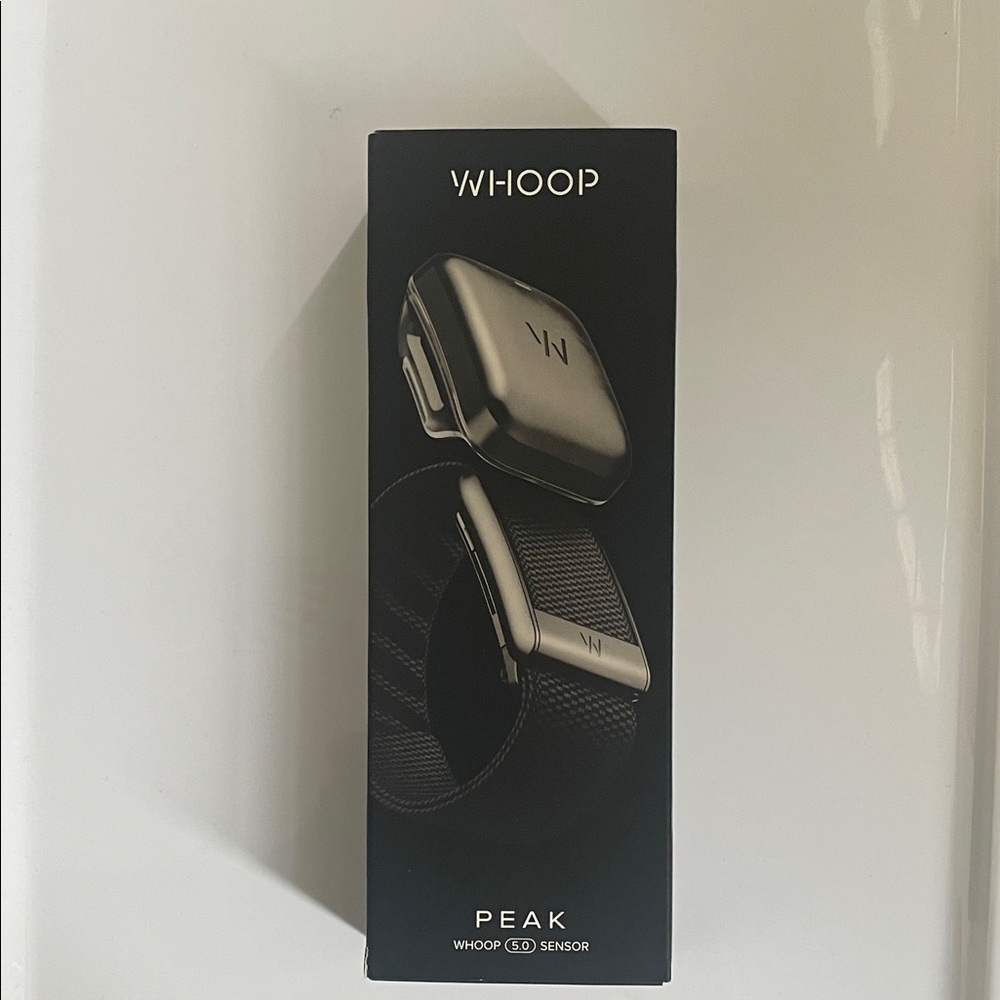 Whoop Peak Fitness Tracker